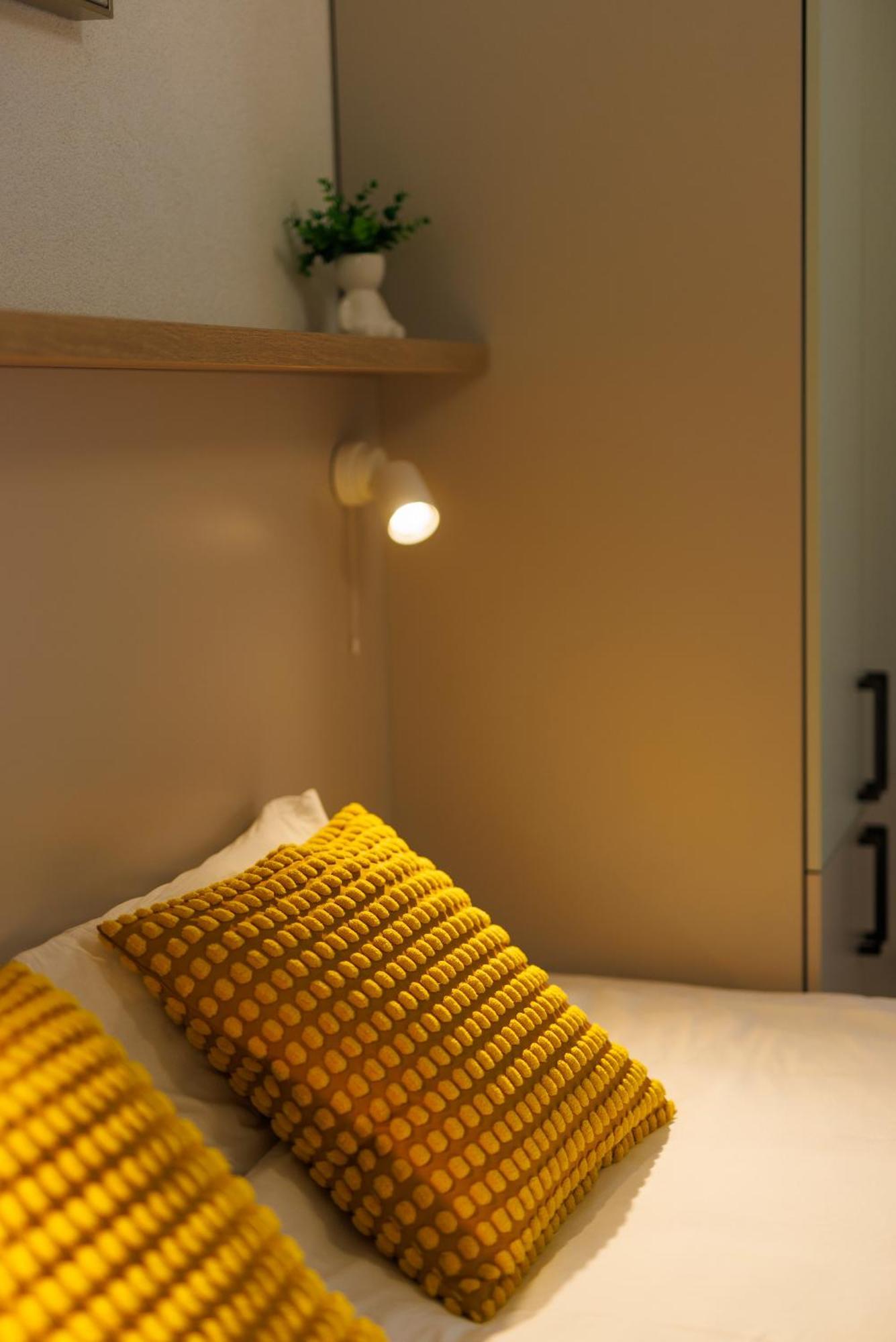 Victoriei Square Apartment Temesvár Kültér fotó